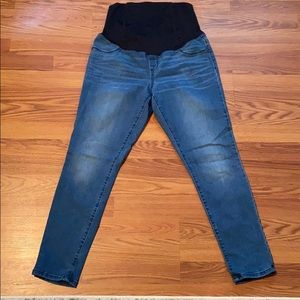 Skinny maternity jean